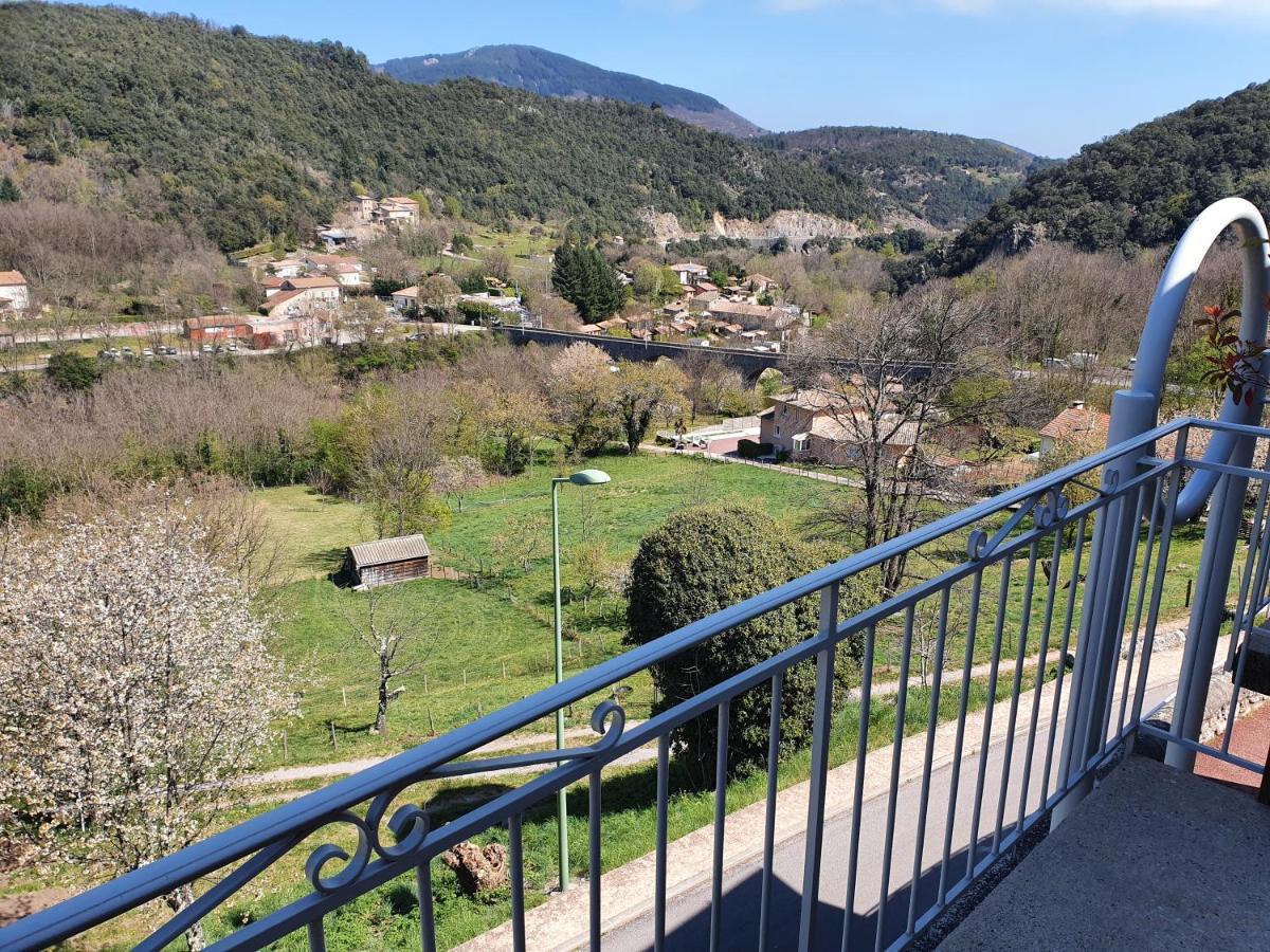 Gites Boulle Meyras Buitenkant foto
